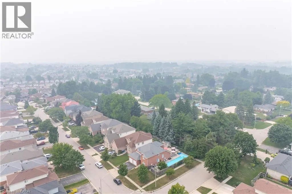 79 BEAVERBROOK Crescent