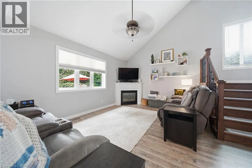 79 BEAVERBROOK Crescent