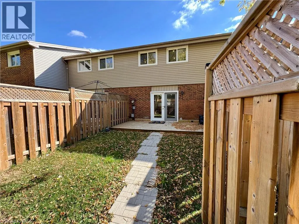 134 JANSEN Avenue