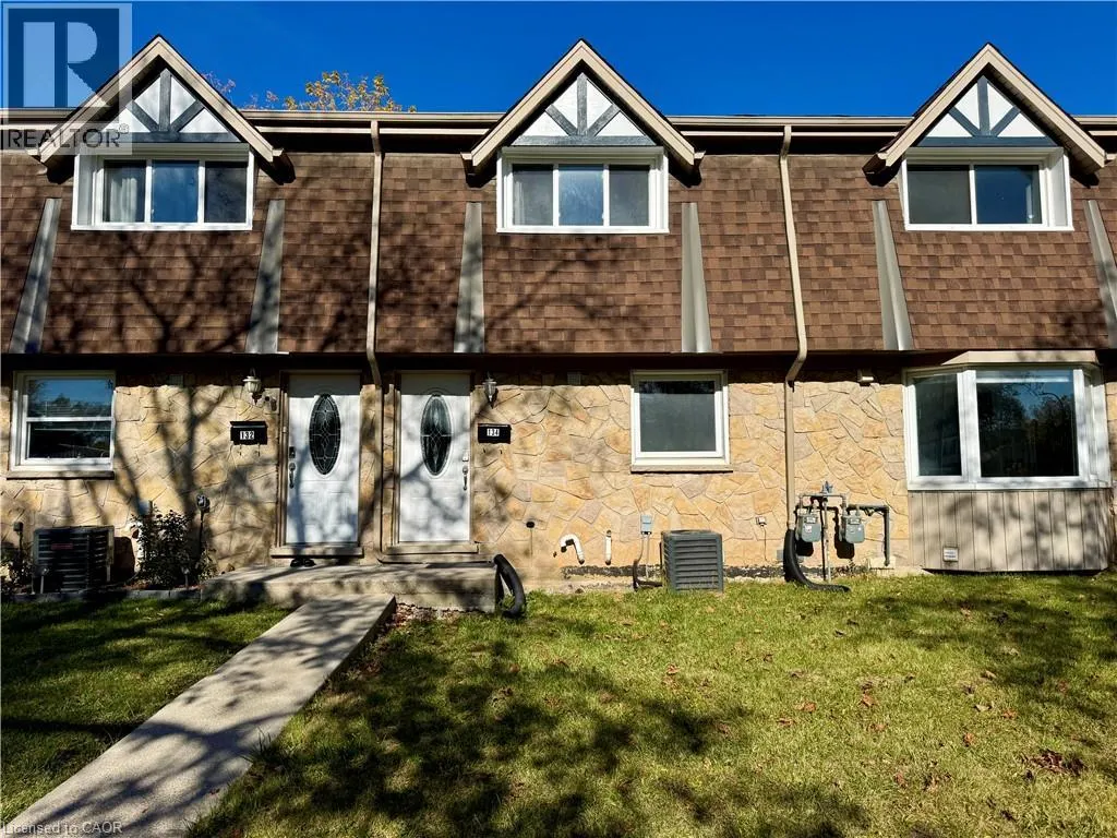 134 JANSEN Avenue