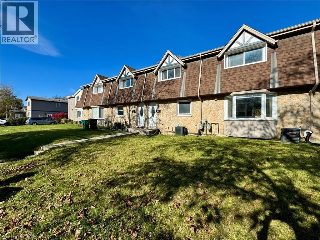 134 JANSEN Avenue