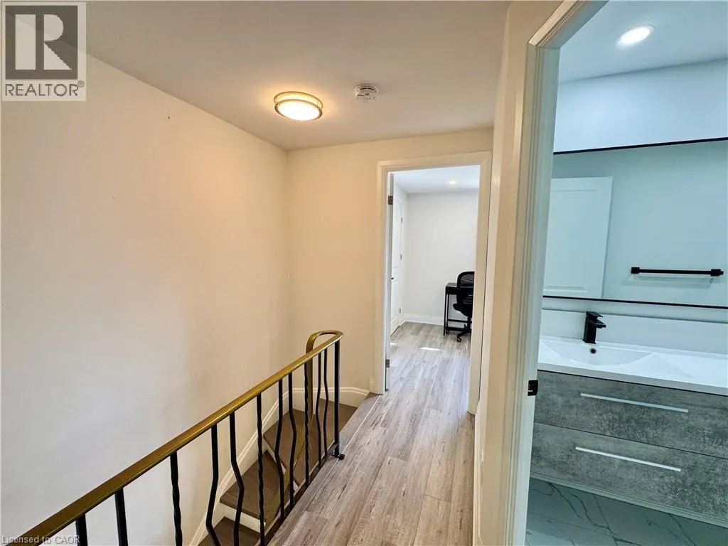 134 JANSEN Avenue