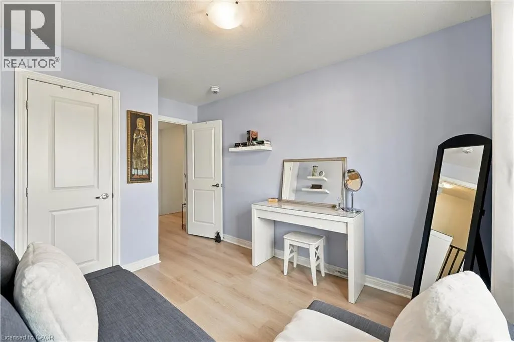 4 WATERVIEW Drive