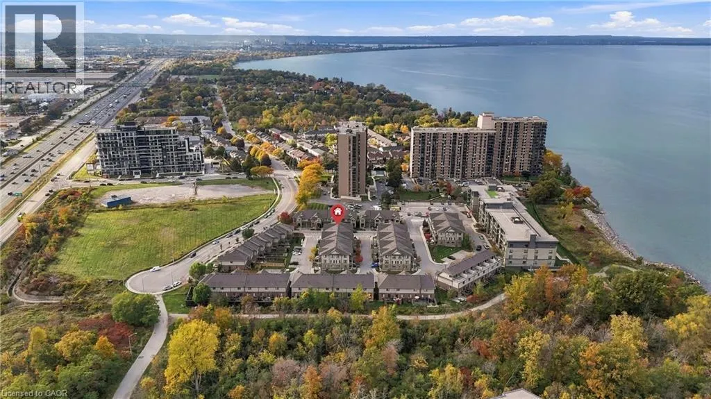 4 WATERVIEW Drive