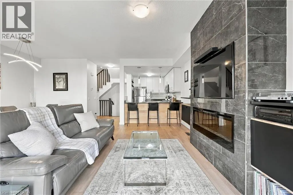 4 WATERVIEW Drive