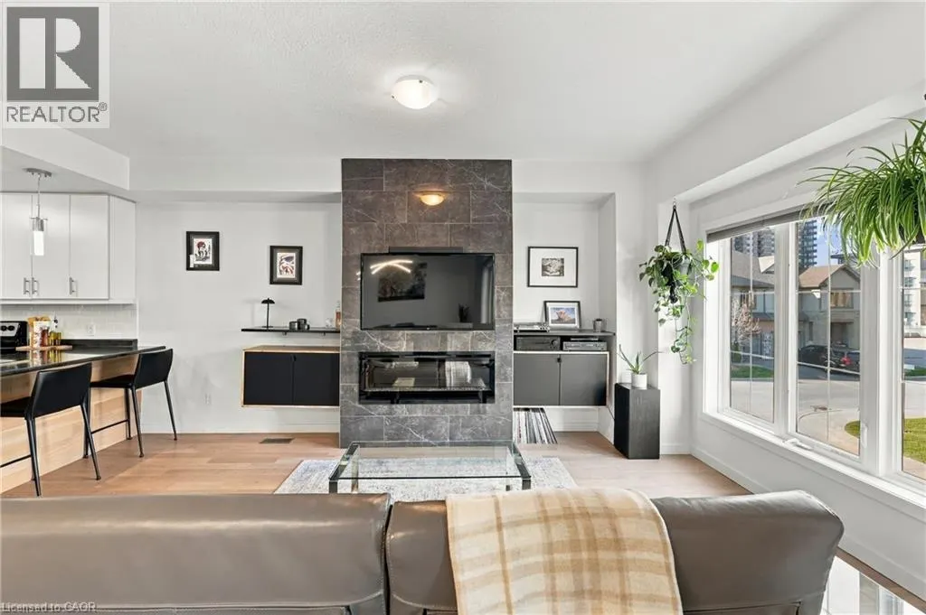 4 WATERVIEW Drive