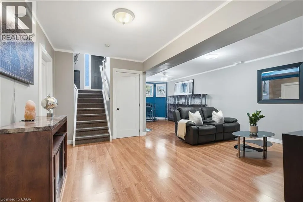 94 KENT Road