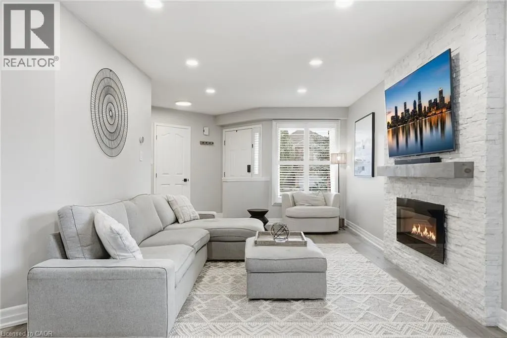 4109 FOREST RUN Avenue
