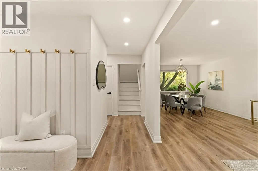 39 WEST 21ST Street