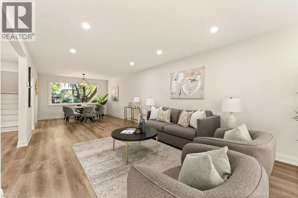 39 WEST 21ST Street