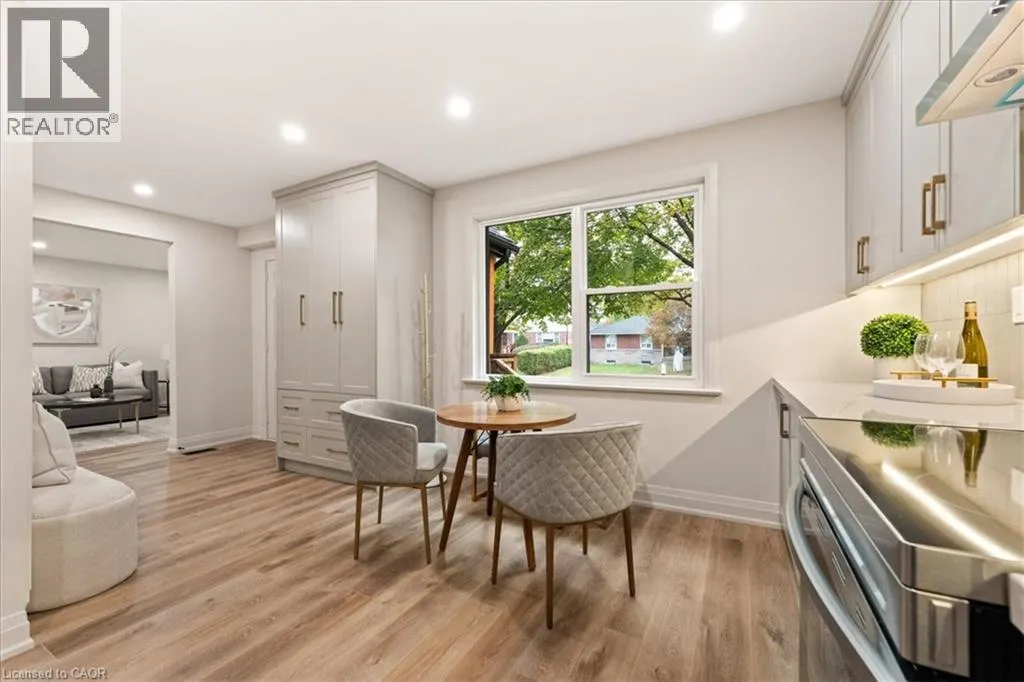 39 WEST 21ST Street