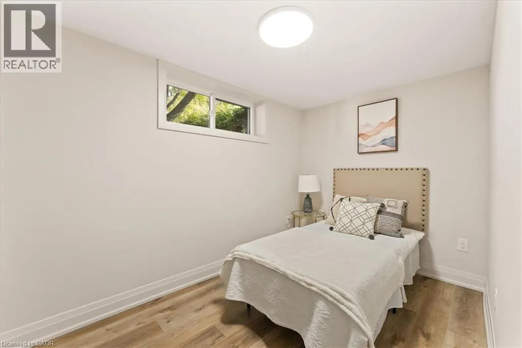 39 WEST 21ST Street