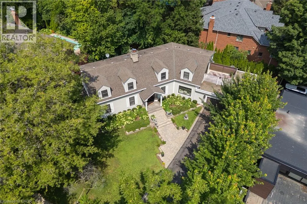 105 WHITTINGTON Place