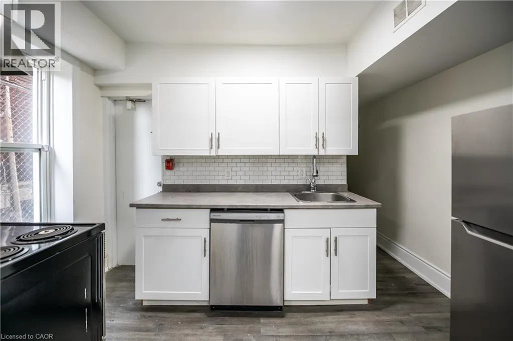 709 MAIN E Street Unit# 2 #2
