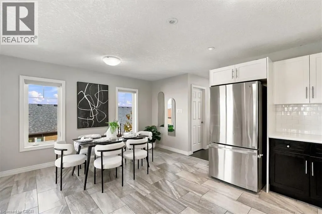 70 WILLOWRUN Drive Unit# M1 #M1