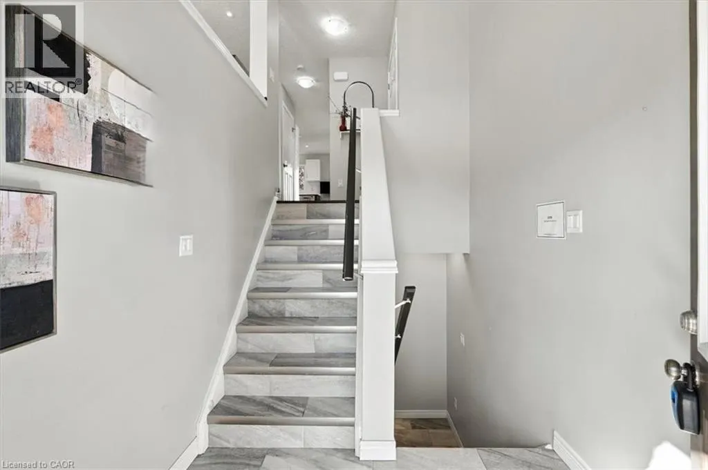 70 WILLOWRUN Drive Unit# M1 #M1
