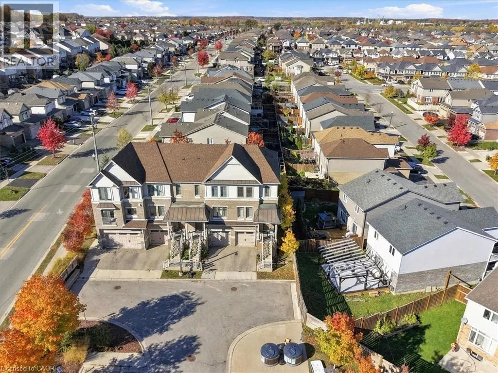 70 WILLOWRUN Drive Unit# M1 #M1