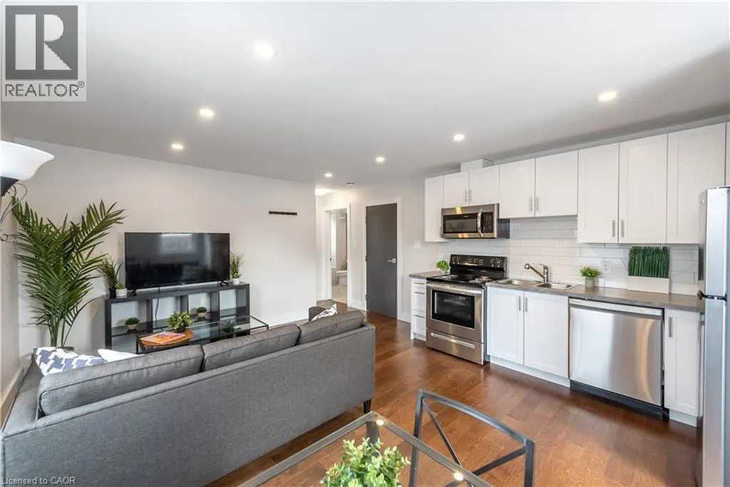 35 NIAGARA Street Unit# 7 #7