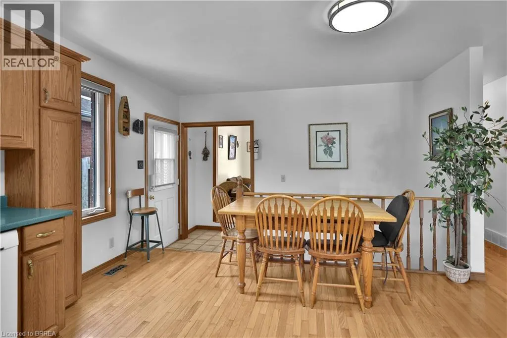 46 ANDERSON Avenue