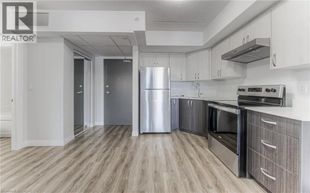 30 GEORGE Street S Unit# 205 #205