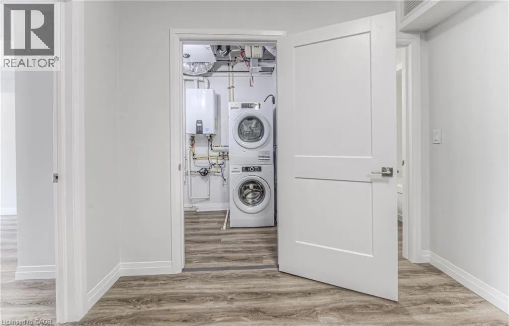 30 GEORGE Street S Unit# 205 #205