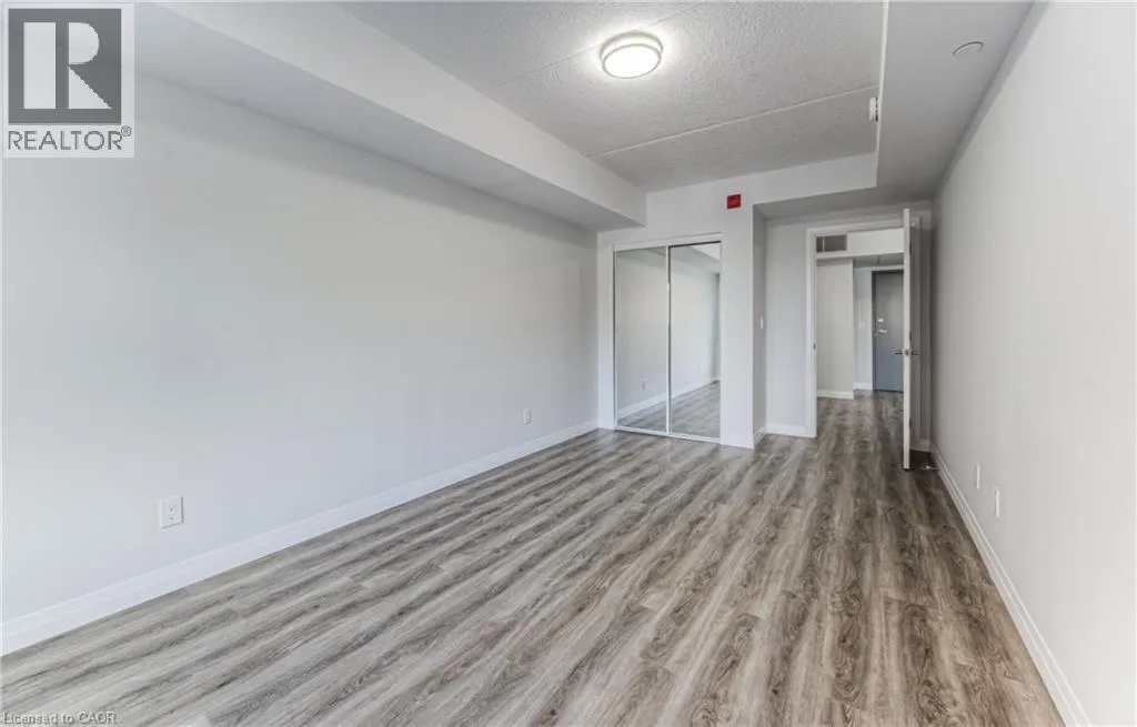 30 GEORGE Street S Unit# 205 #205