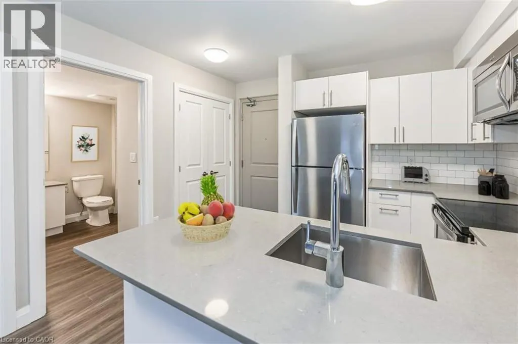 100 BRONTE Street S Unit# 208 #208