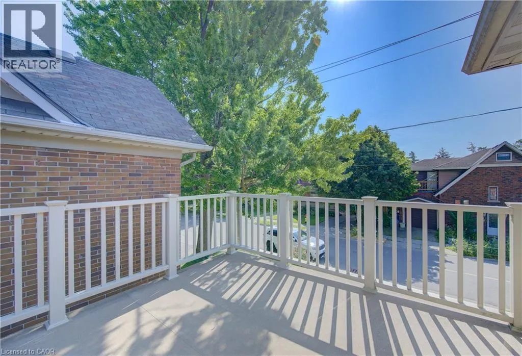 224 WEBER Street E