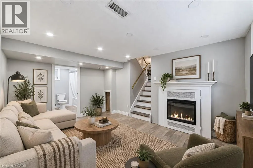 205 SUNNYRIDGE Road