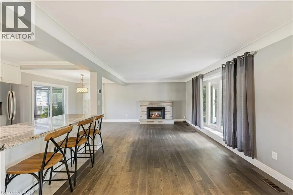 205 SUNNYRIDGE Road