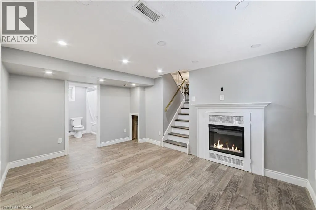 205 SUNNYRIDGE Road