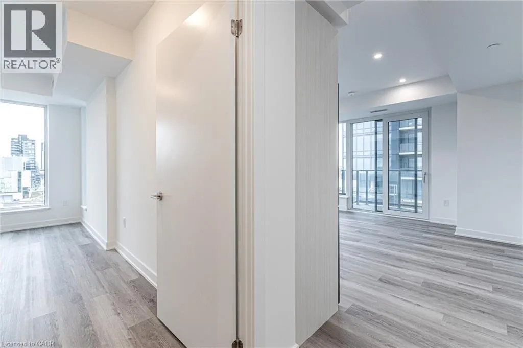 5 WELLINGTON Street S Unit# 502 #502