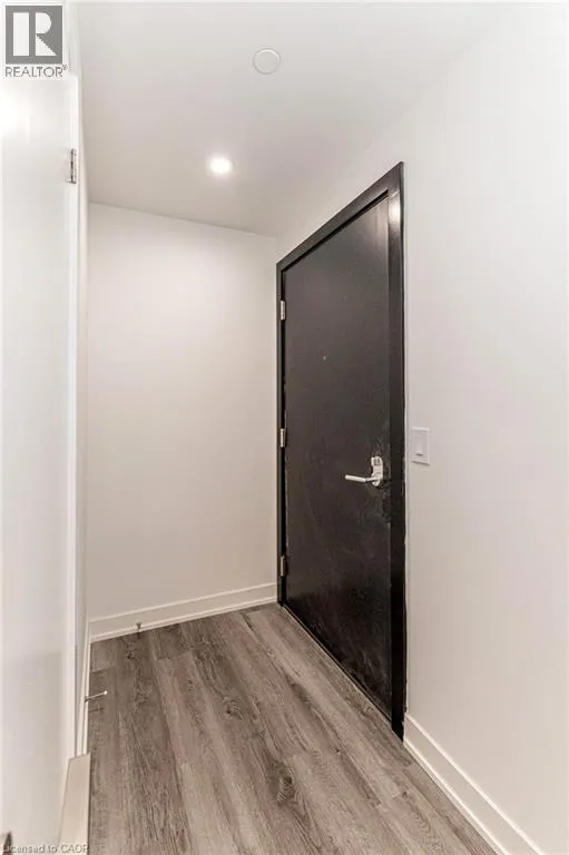 5 WELLINGTON Street S Unit# 502 #502
