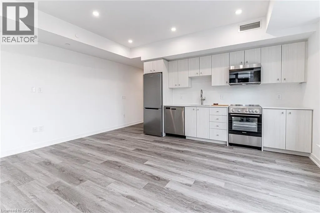 5 WELLINGTON Street S Unit# 502 #502