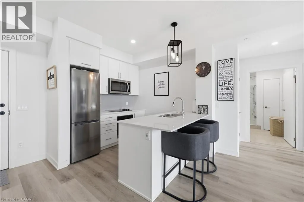 600 NORTH SERVICE Road Unit# 301 #301