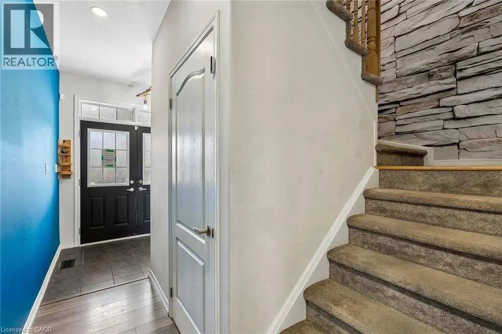 16 ALEXANDRA Drive