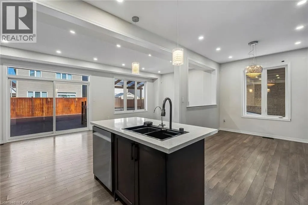16 ALEXANDRA Drive