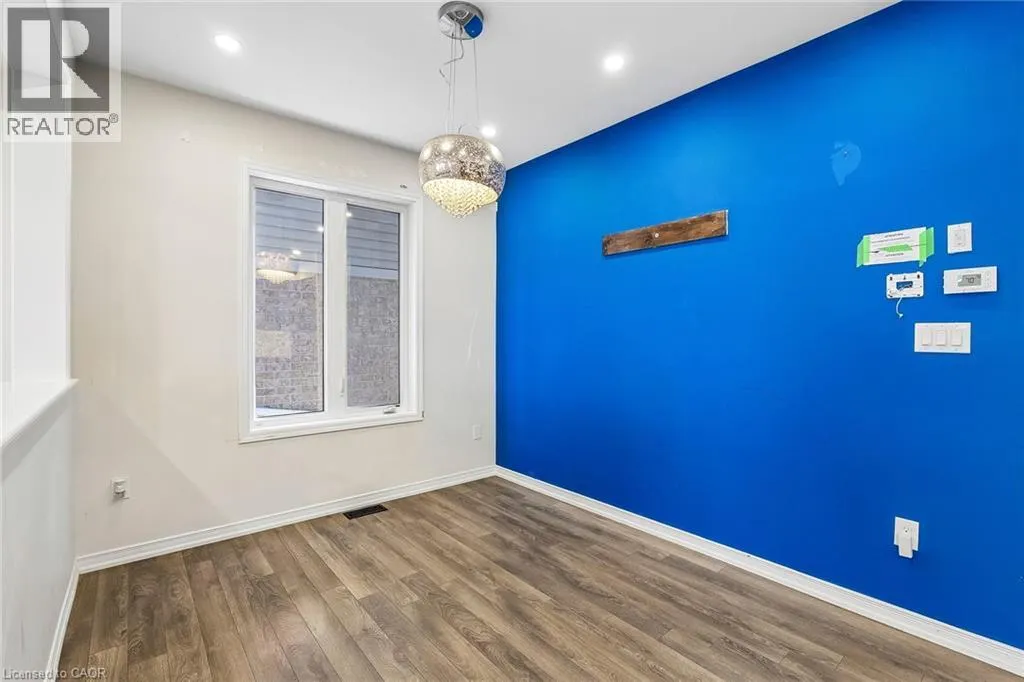 16 ALEXANDRA Drive