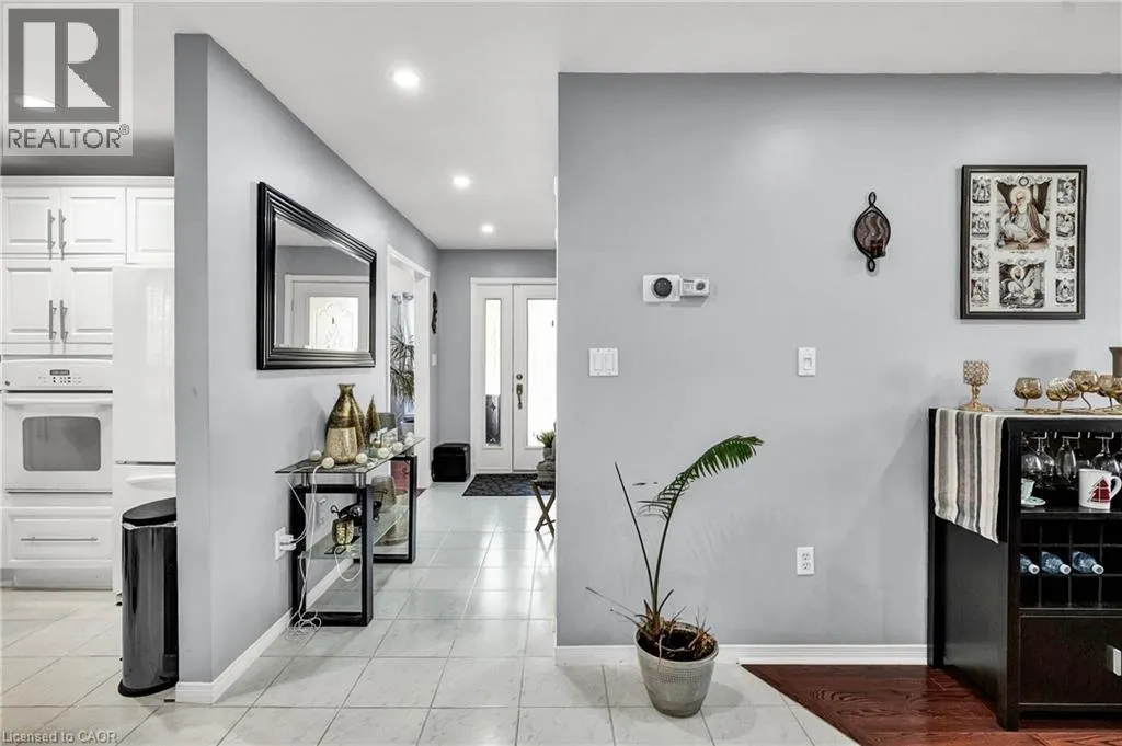 52 DAWN Crescent