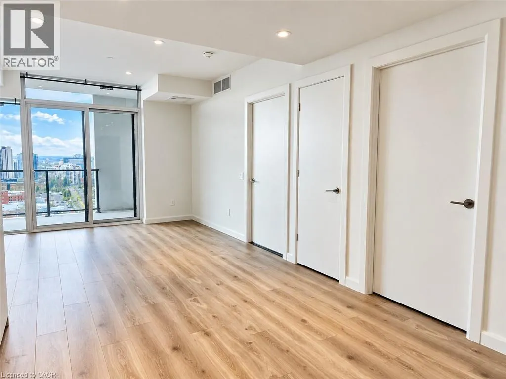 741 KING Street W Unit# 1705 #1705