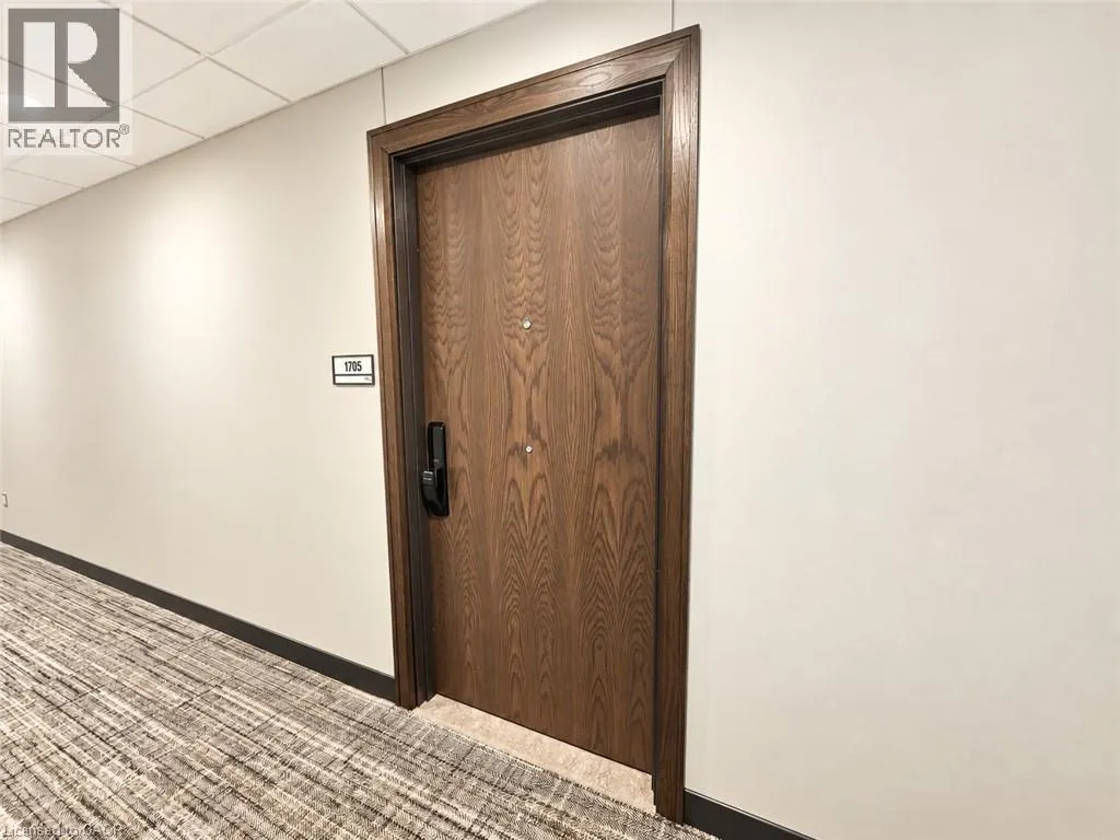 741 KING Street W Unit# 1705 #1705