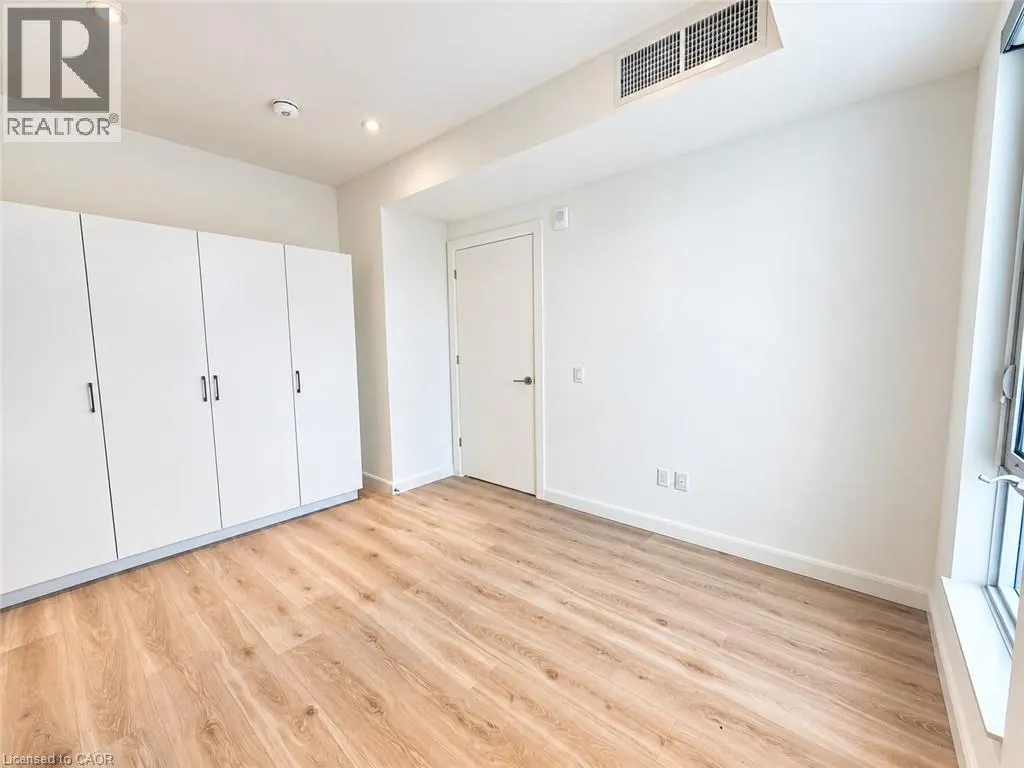 741 KING Street W Unit# 1705 #1705