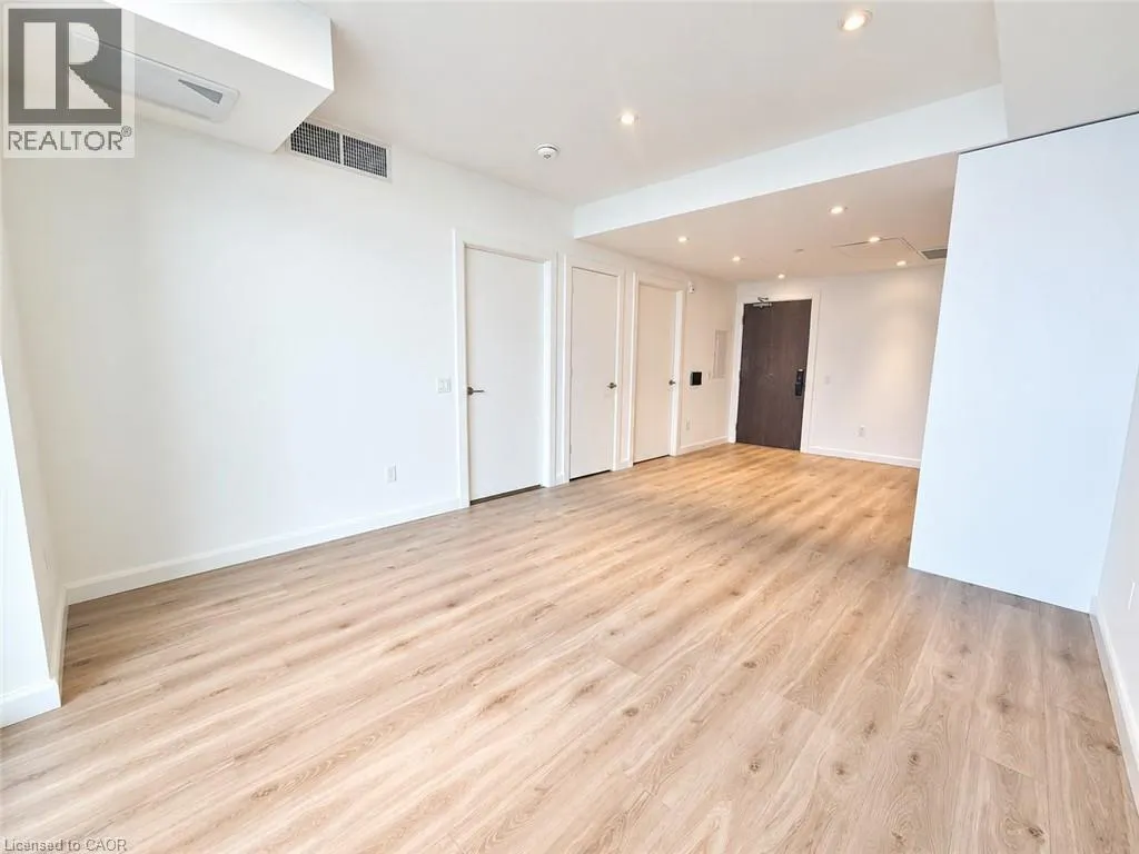 741 KING Street W Unit# 1705 #1705