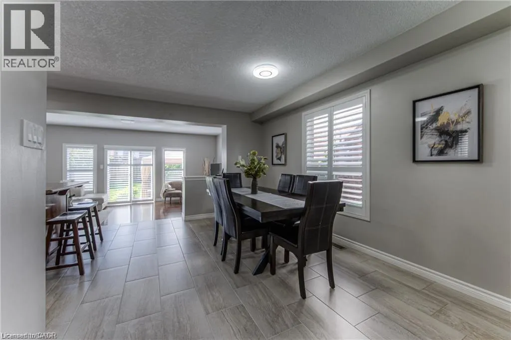 308 COLTON Circle Unit# Upper Level