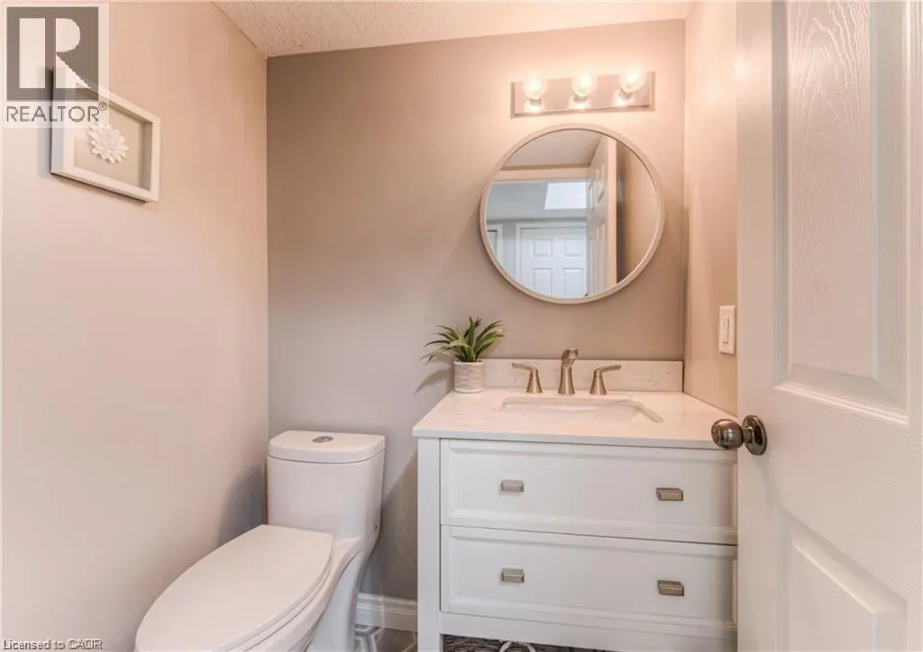 308 COLTON Circle Unit# Upper Level