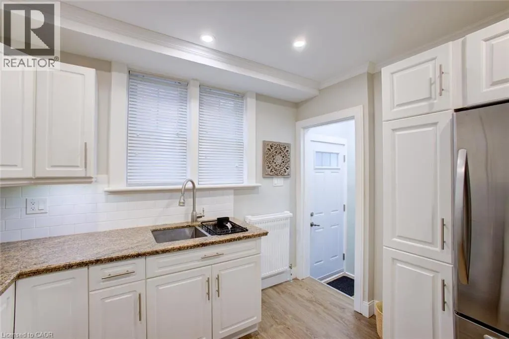 96 JOHN Street W Unit# MAIN #MAIN