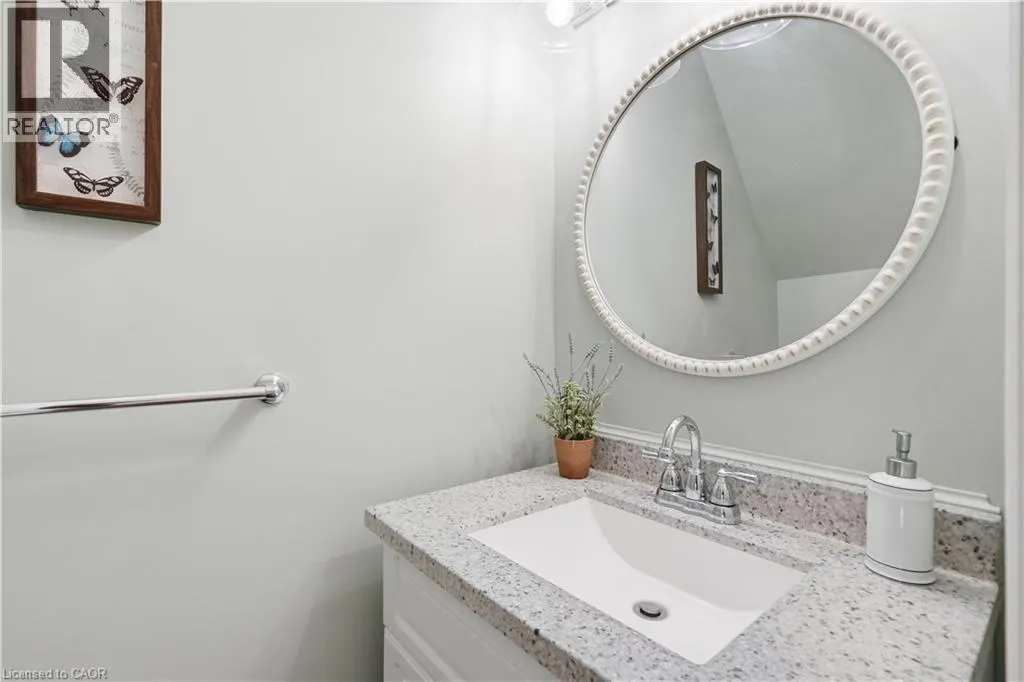 66 SUMMERCREST Drive Unit# 14 #14