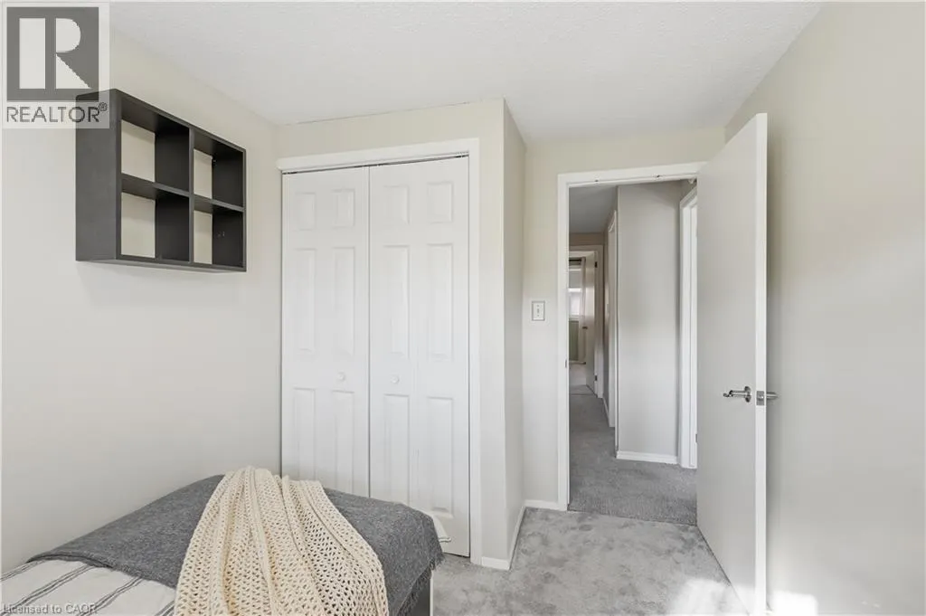 66 SUMMERCREST Drive Unit# 14 #14