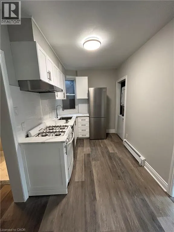 144 LOCKE Street Unit# 3 #3