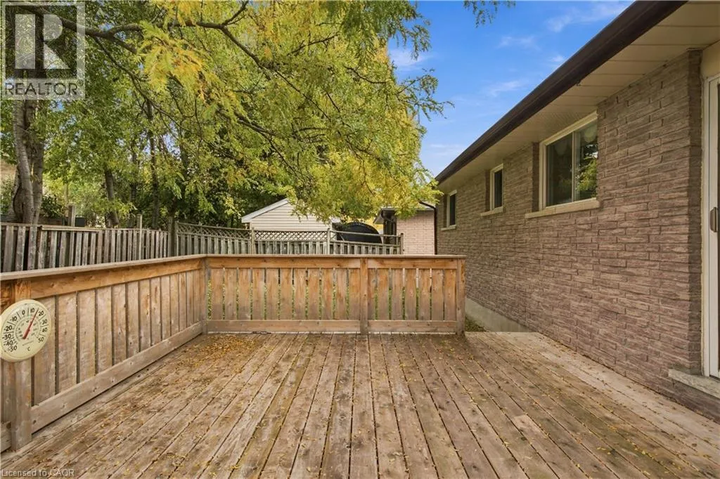30 CARLYLE Place
